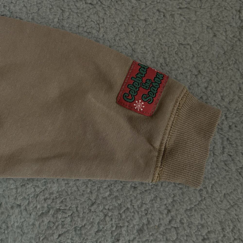 Disney Christmas Crew Neck Sweatshirt Size 2T Boys Beige - Picture 7 of 12